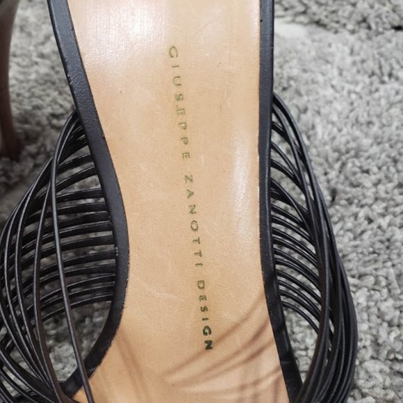 Giuseppe Zanotti Pissi Black Leather Sandal Heels, Size 38.5, U.S 8.5 - Picture 9 of 13